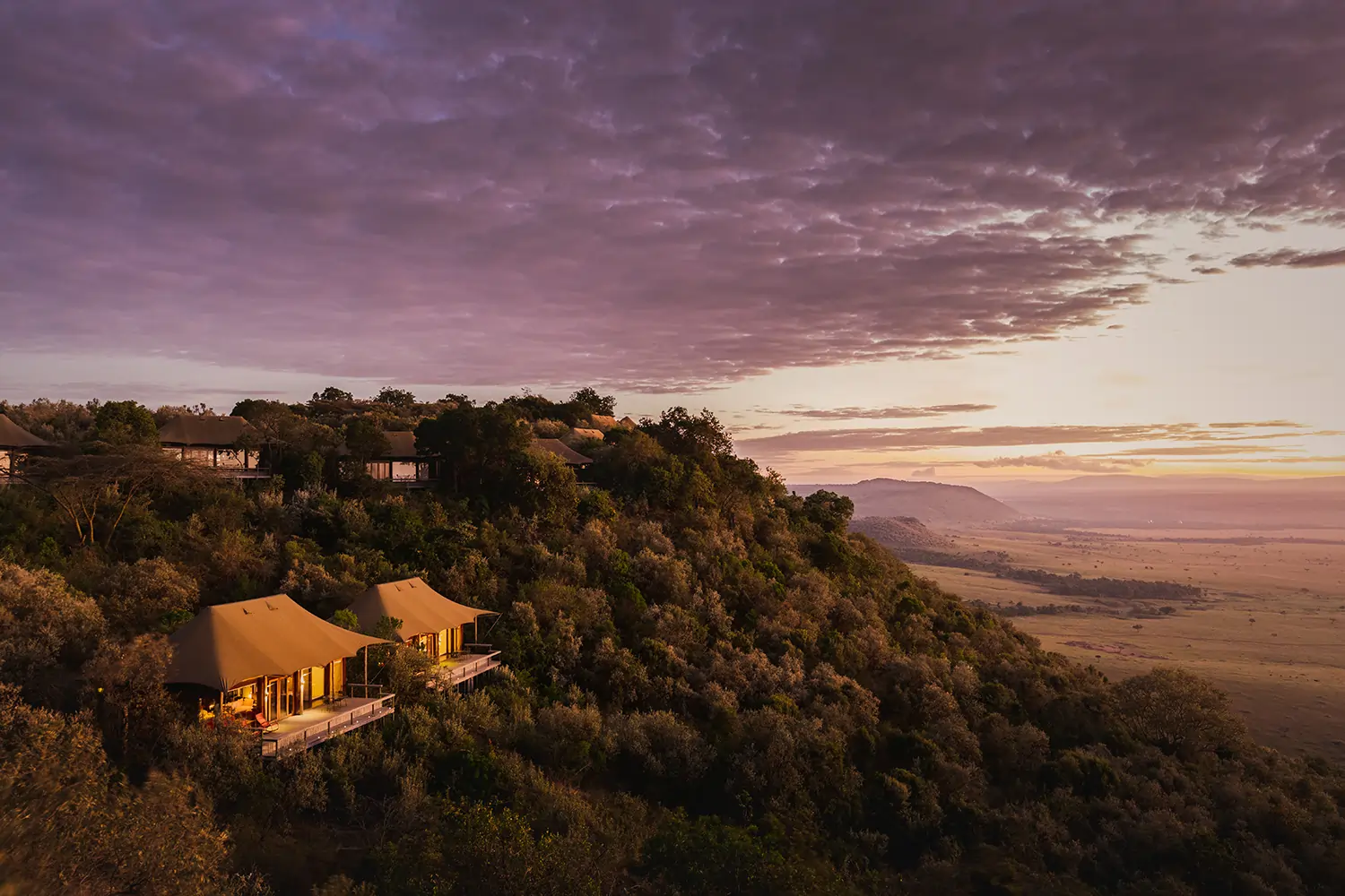 Angama Mara perched high above Great Rift Valley overlooking Maasai Mara Reserve